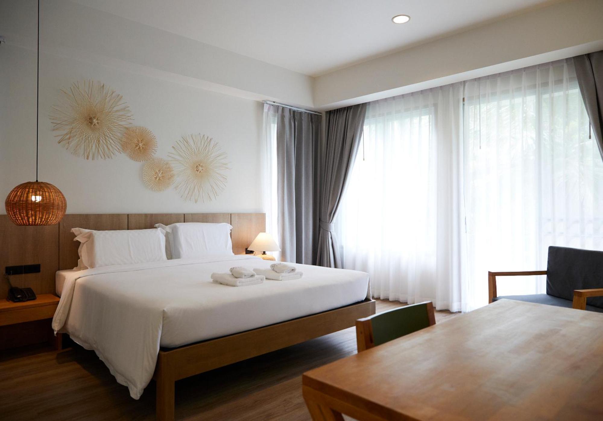 The Leela & Hotel