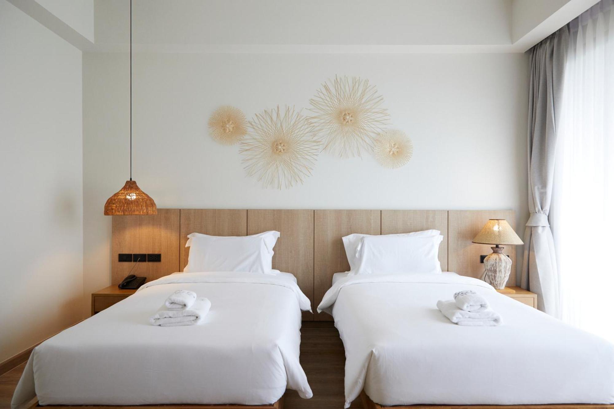 The Leela & Hotel 4*